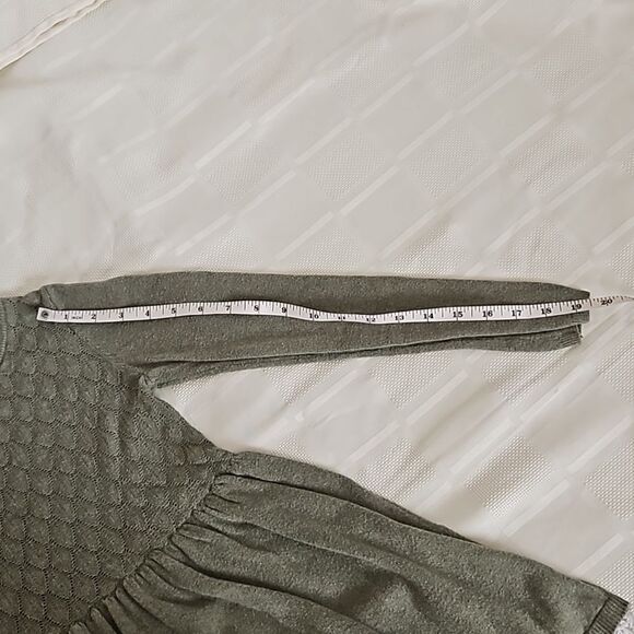 H&M Girl's Knitted Long Sleeves Midi Sweater Dress With Lace Hem 6-7 Olive Green - Picture 7 of 16